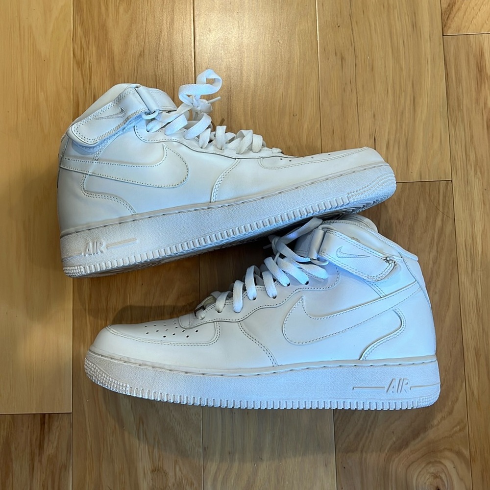 Air Force One Mid Size 12